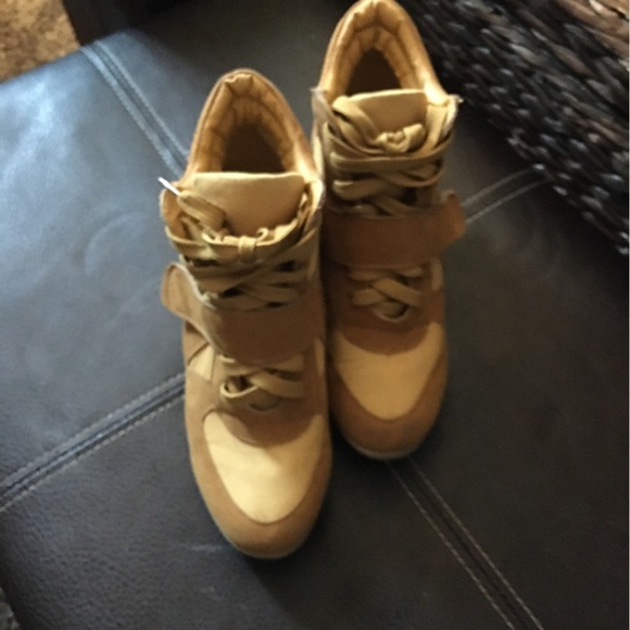 Yellow Wedge Sneakers size 7 - Picture 2 of 16